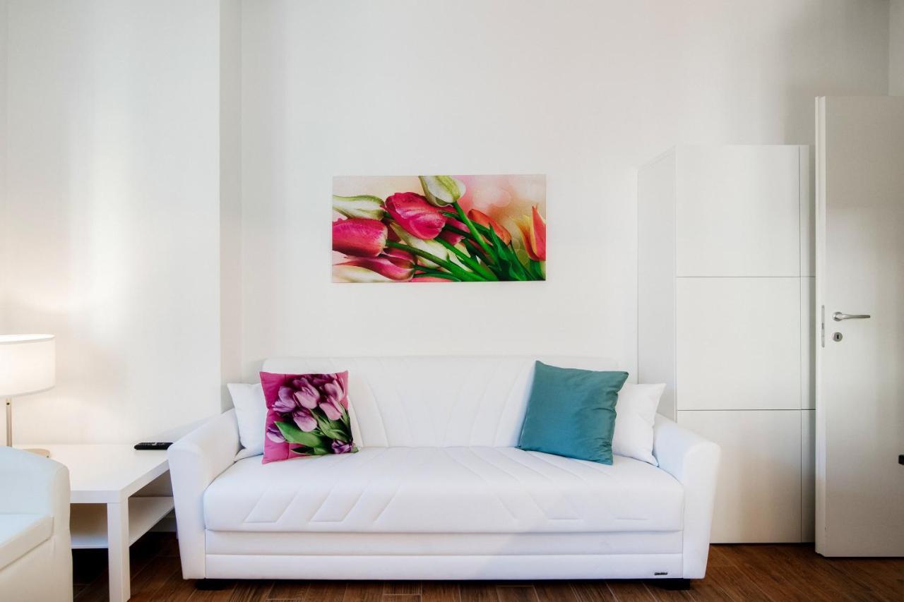 White Loft Como Central - The House Of Travelers Buitenkant foto