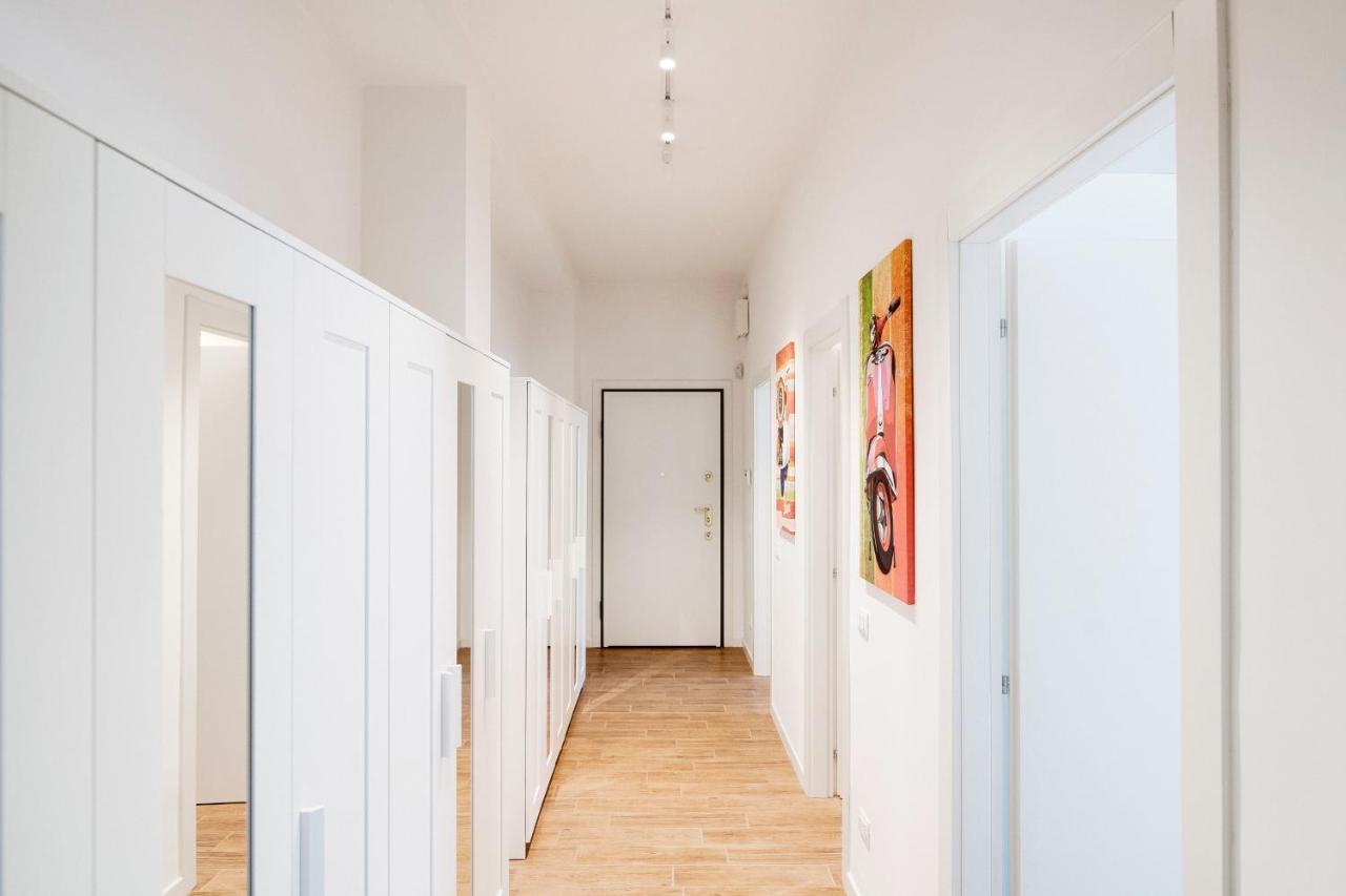 White Loft Como Central - The House Of Travelers Buitenkant foto