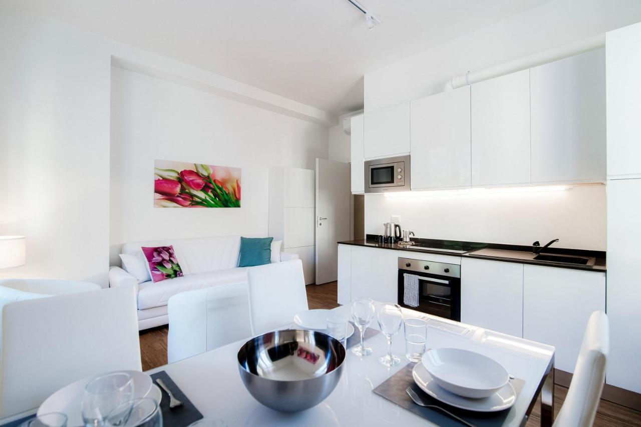 White Loft Como Central - The House Of Travelers Buitenkant foto