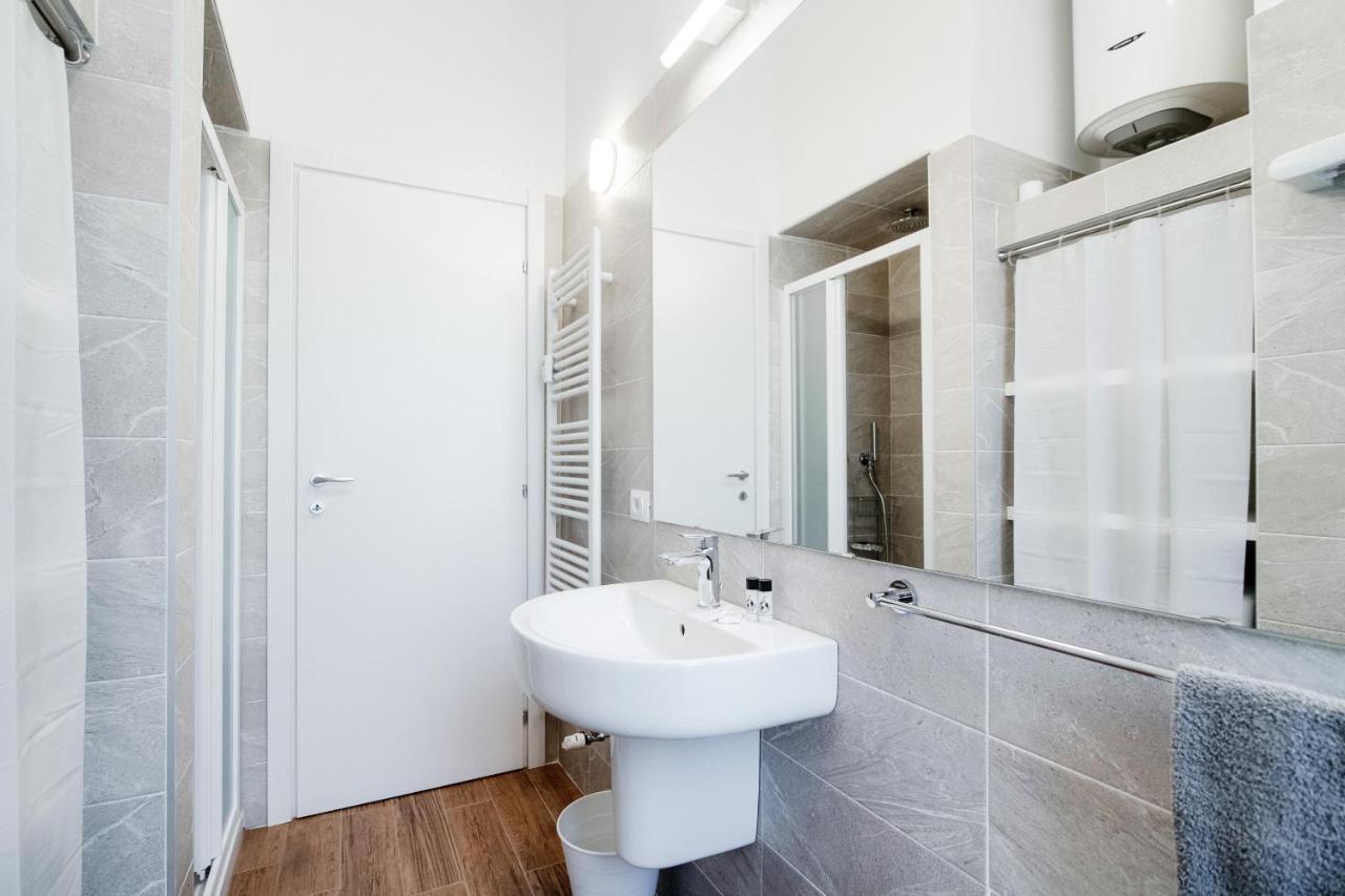 White Loft Como Central - The House Of Travelers Buitenkant foto